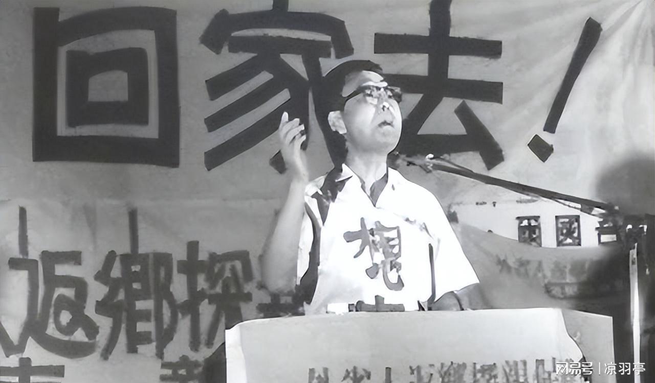 台湾92岁老兵回重庆祭祖，下飞机后却怒道：这不还是台北吗？